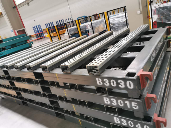 �����а�